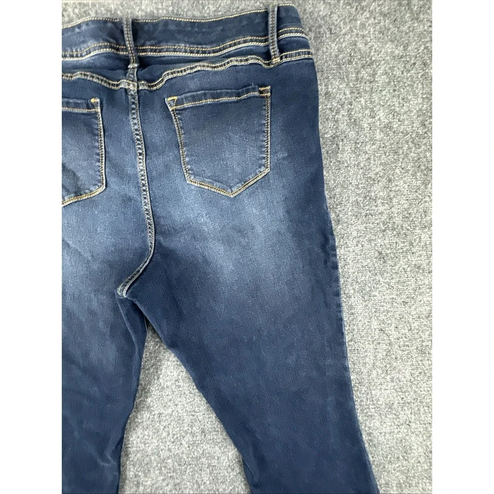 Torrid Women's Jeans 20T Luxe Slim Boot Stretch Blue Denim Medium Wash